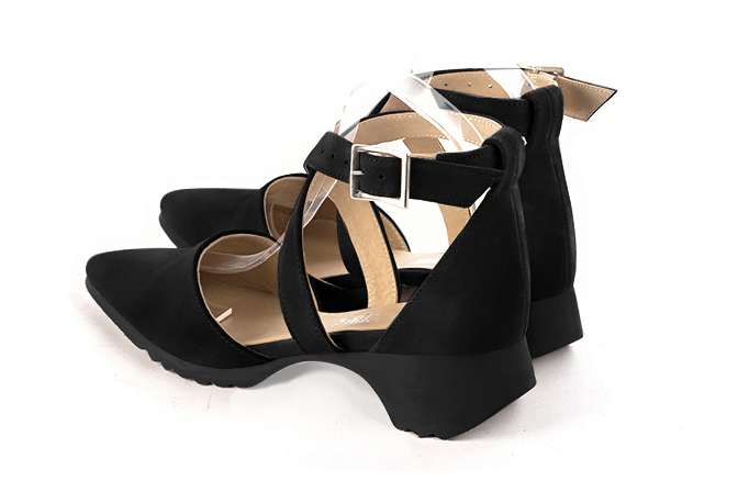 Dress heels closed-back crossed straps in matt black leather with  and  - Rear view